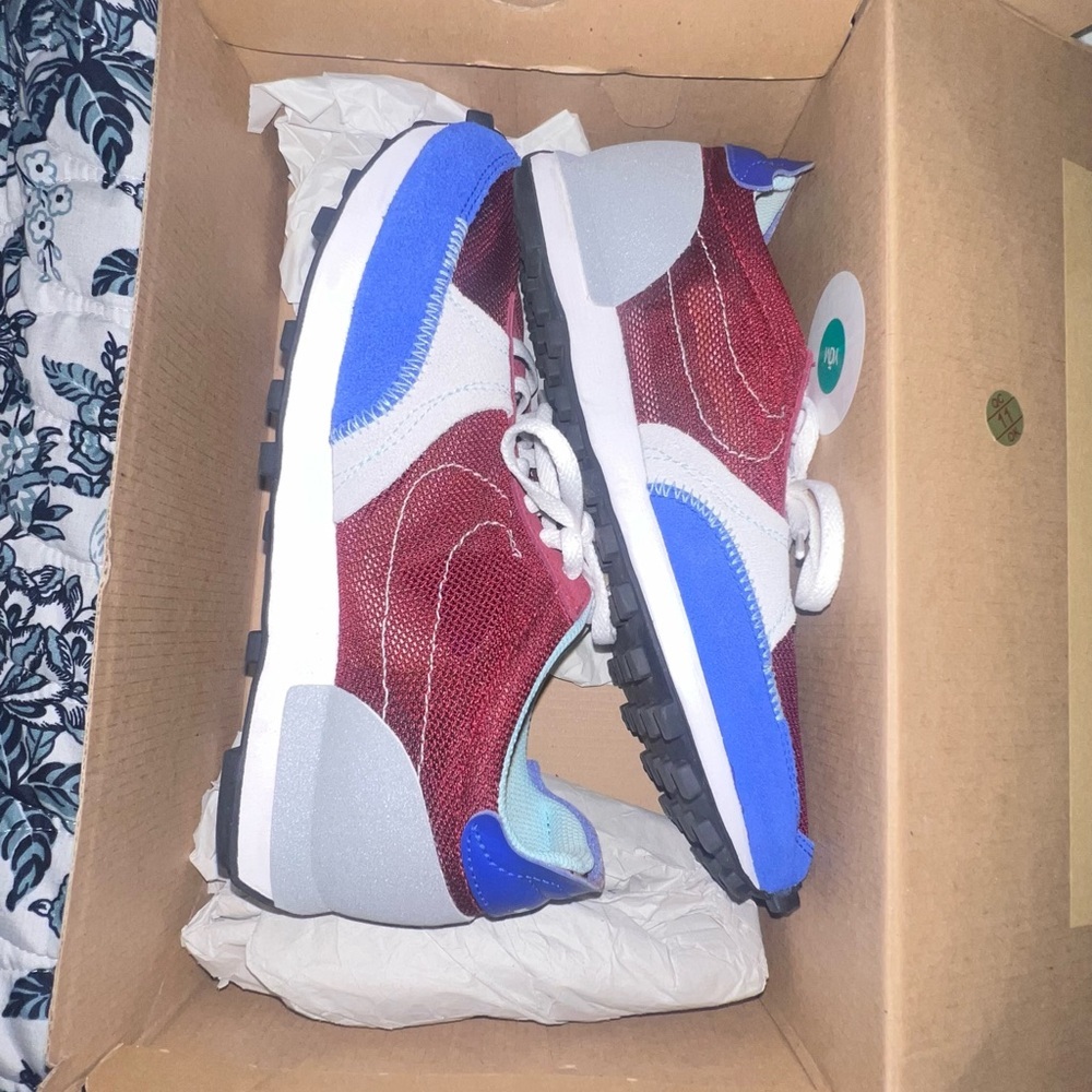 Unisex burgundy and Blue Sneakers. Like new.